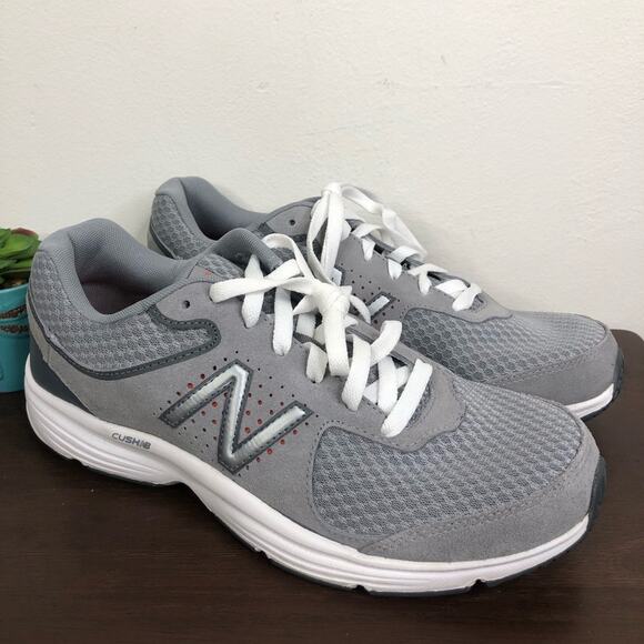 New Balance Men\'s Low Top Lace Up Gray Running/Walking Sneakers Size 9
